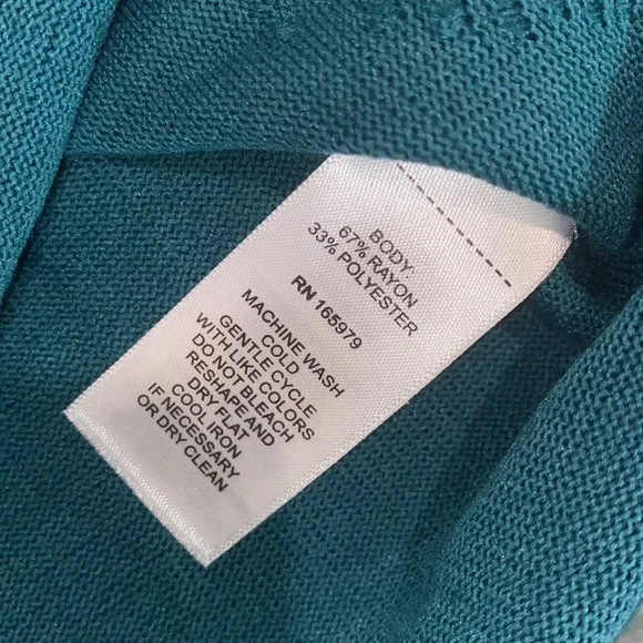 Cable & Gauge teal green leaf pattern half sleeve sweater size medium NWT - Picture 3 of 6